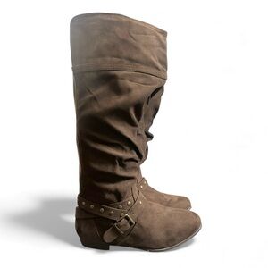 🔺SOLD🔺RAMPAGE Women’s Ram Beeded Knee High Boots Studded Fashion Shoes Brown